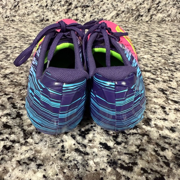 Track and Field Spikes - Picture 4 of 7